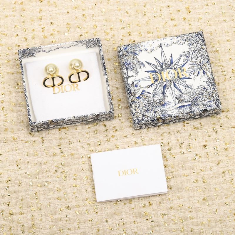 ch**an D*or earrings